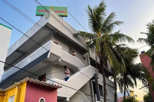 Fabhotel Srinivasa Residency