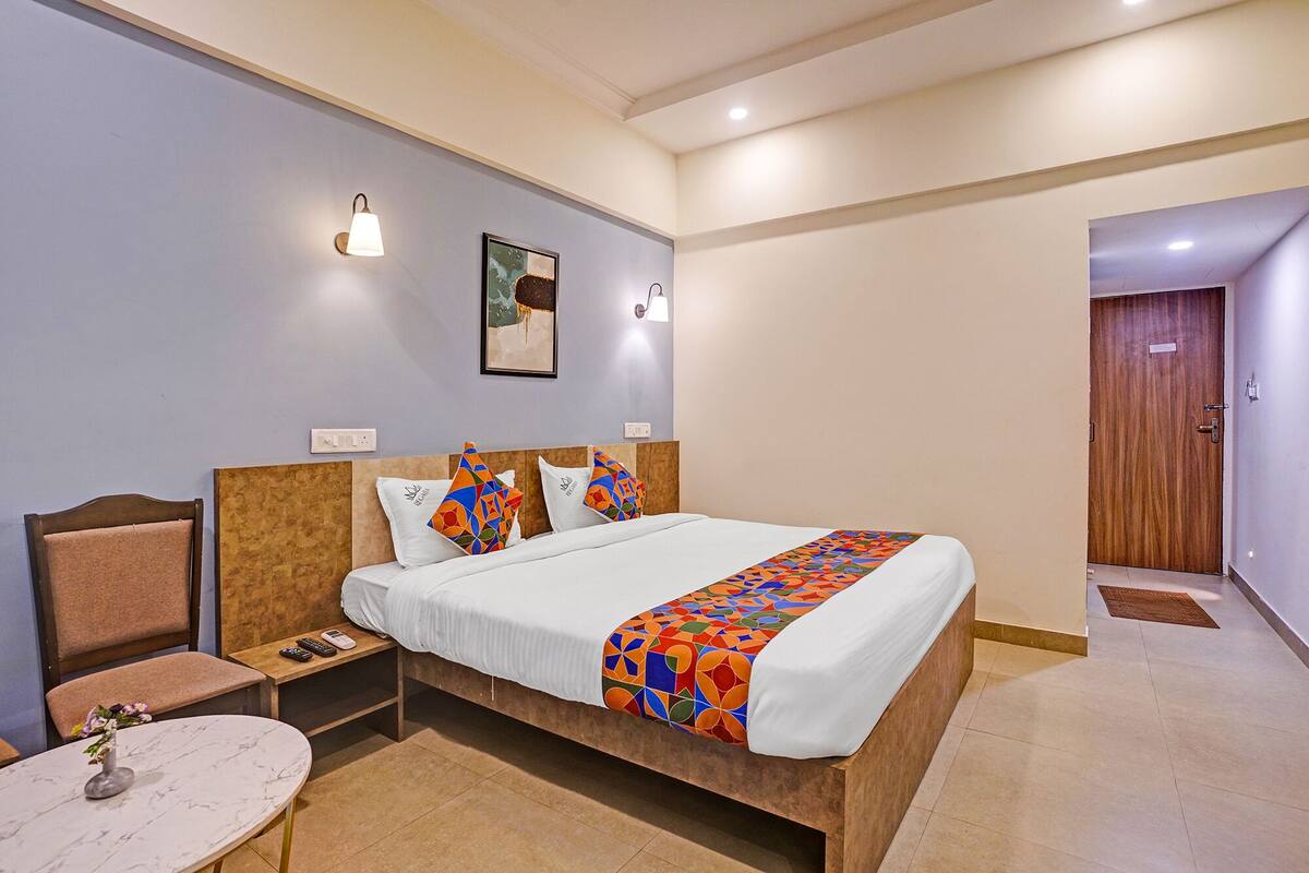 Premium kamer | Lakens van Egyptisch katoen, luxe beddengoed, een kluis op de kamer
