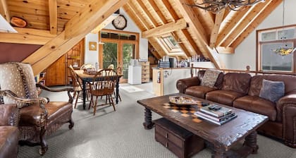 Wildwood Canyon Inn-Alpen Rose Room