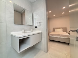 Bathroom - Private Pool Villa for Groups | Türkbükü (Bodrum)