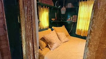 2 bedrooms, free WiFi, bed sheets