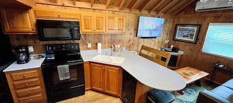 Lake Carrol Cabin With RV Slip/Power