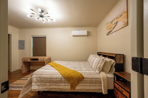 Fer et planche à repasser, Wi-Fi, draps fournis