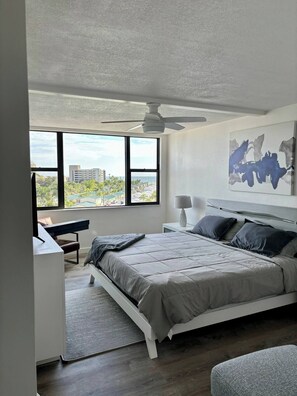 Room - Resort amenities in siesta Key! (Siesta Key)