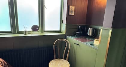 The Linen Rooms