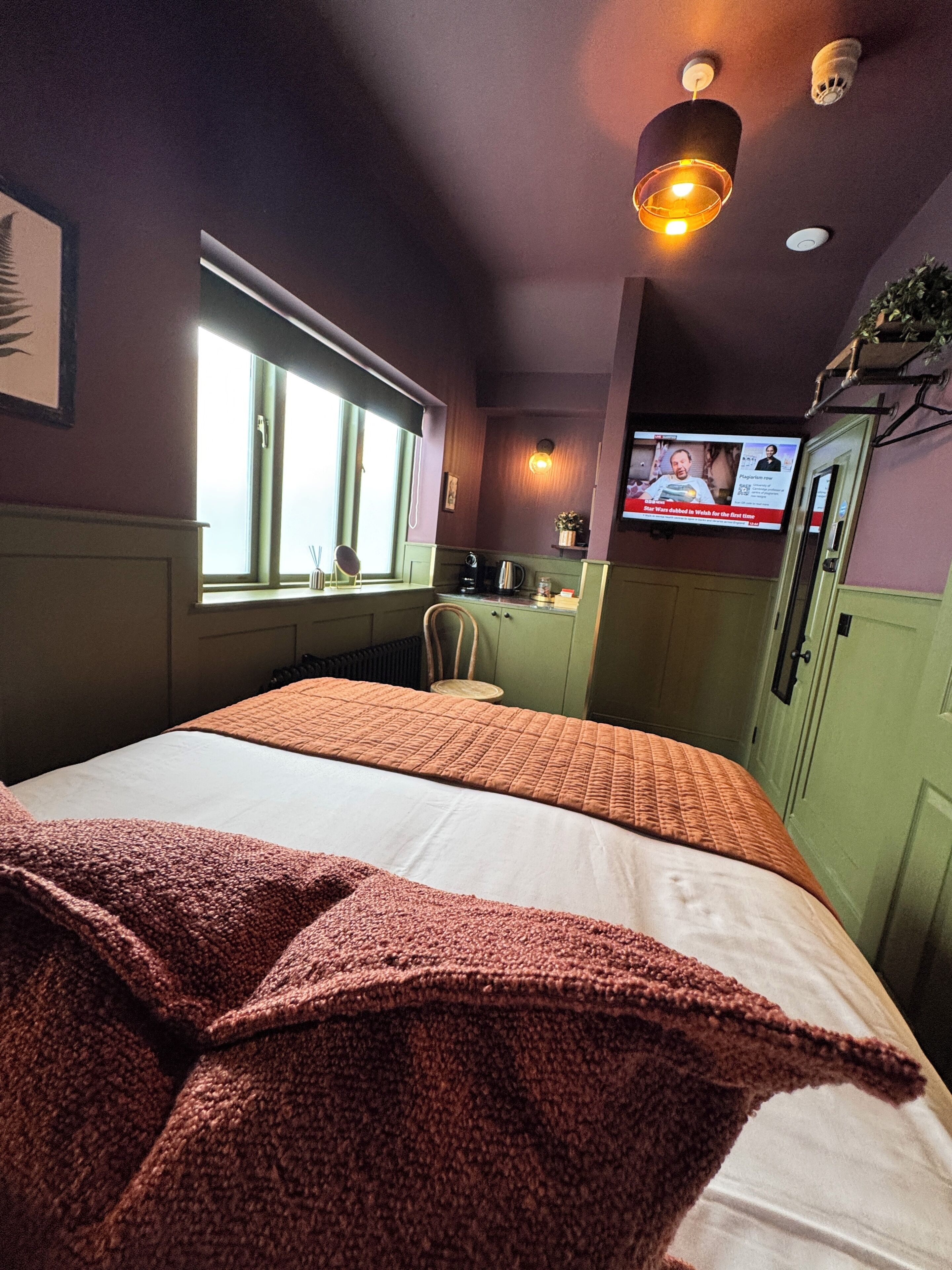 Classic Double Room | Iron/ironing board, WiFi (free)