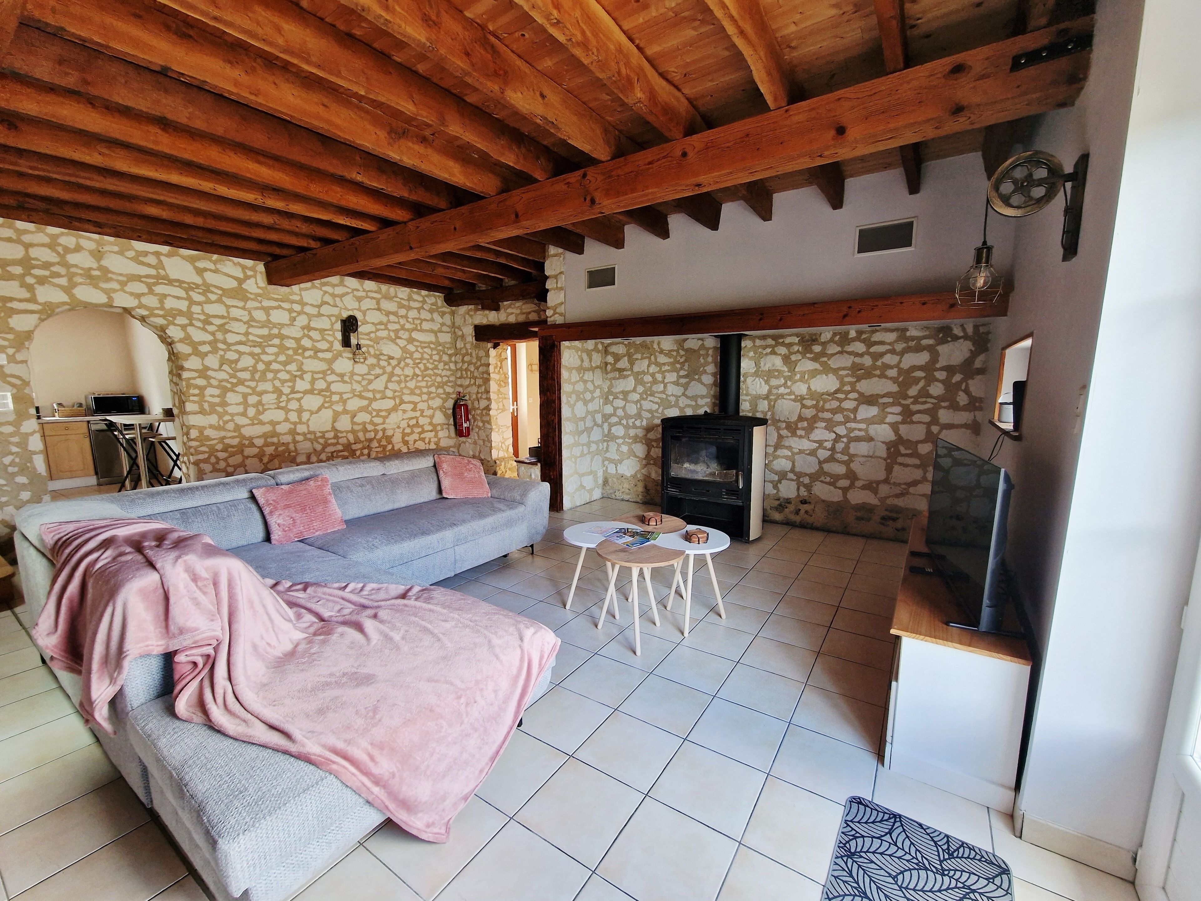 TV connectée, cheminée