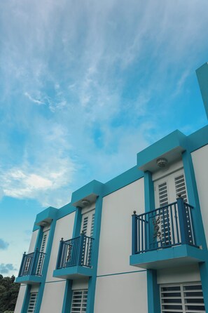 Exterior - Gorgeous 5-bedroom house with AC in Río Grande near Rainforest and beach (Río Grande)