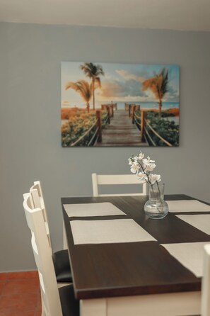 Dining - Gorgeous 5-bedroom house with AC in Río Grande near Rainforest and beach (Río Grande)