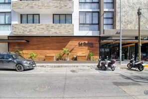 Exterior - Vibrant 2BR apartment (Playa del Carmen)