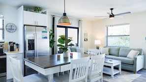 Interior - Nautilus Island Compound - Roof Deck - Sleeps 16 (Treasure Island)