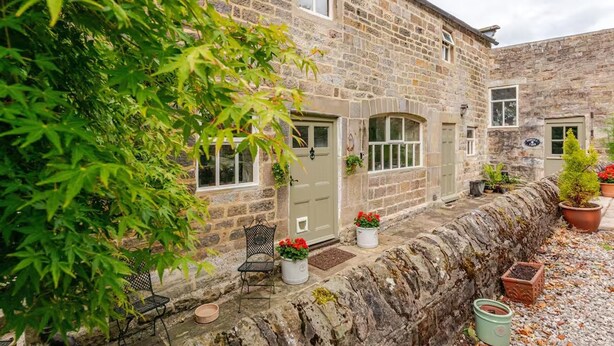 Exterior - Dowgill 3-bed Barn Sleeps7 Hottub&parking (Harrogate)