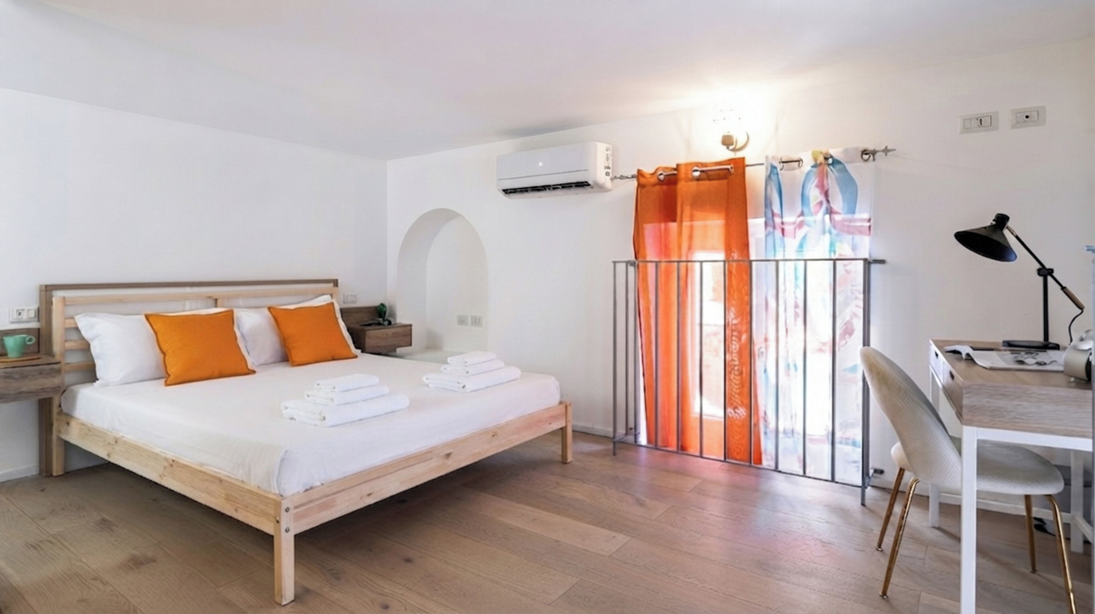 Appartement (1 Bedroom) | 1 slaapkamer, een strijkplank/strijkijzer, babybedden, beddengoed