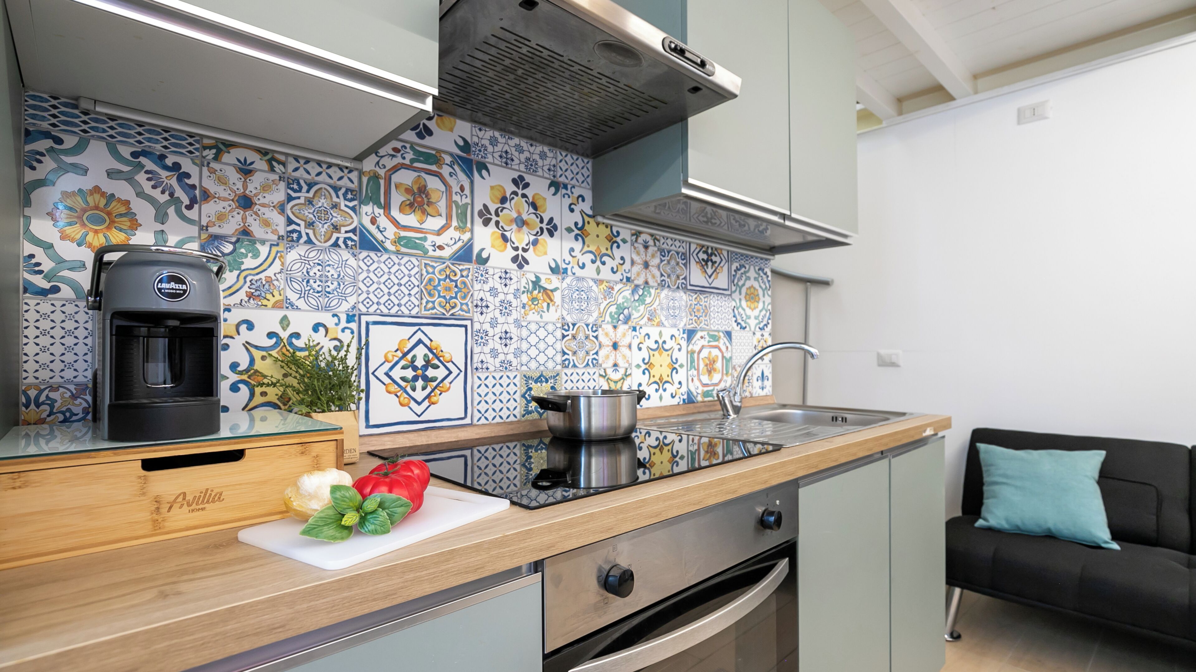 Appartement (1 Bedroom) | Cuisine privée | Cafétière à espresso, four à micro-ondes, un four, surface de cuisson