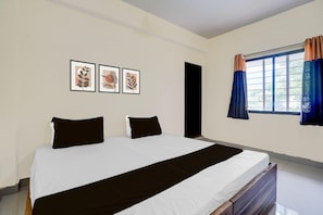 1 bedroom - Hotel O Jamshedpur Ring (Golmuri)