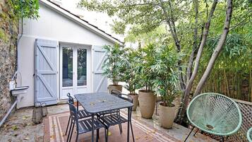 Apartemen | Tempat makan outdoor