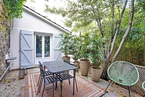 Apartemen | Tempat makan outdoor