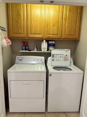 Interior - Vintage Charm & Southern Hospitality 1BR apartment with pool in Wichita Falls (Wichita Falls)