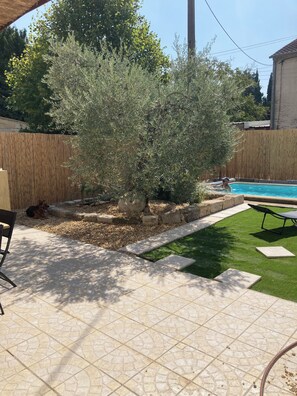Pool - Vrbo Property (Barbentane)