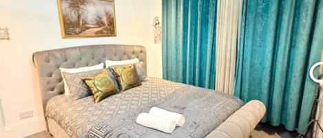 3 bedrooms, WiFi (free)