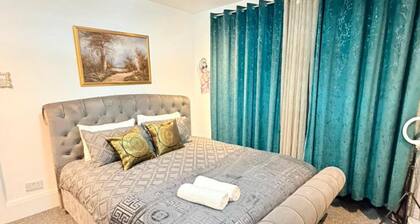 7 Guests 3-br Free Parking-near Manchester Airport