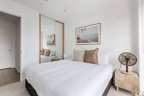 Iron/ironing board, WiFi, bed sheets - Riverside Lustre Chic Resort Style Escape by Crown (Southbank)