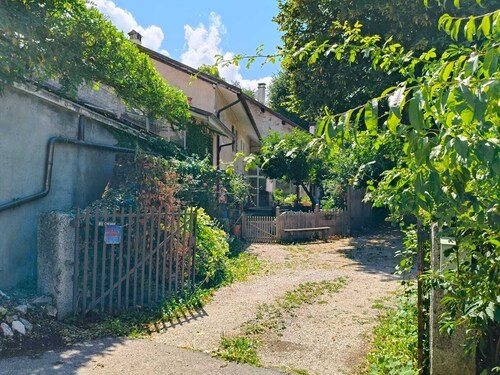 Quiet 90m² apartment in a small hamlet at the foot of the Salève, near Geneva