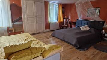 1 bedroom, Internet, bed sheets