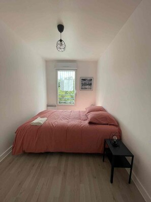 Internet, bed sheets - SERENITY HOUSE, BREST (Brest)