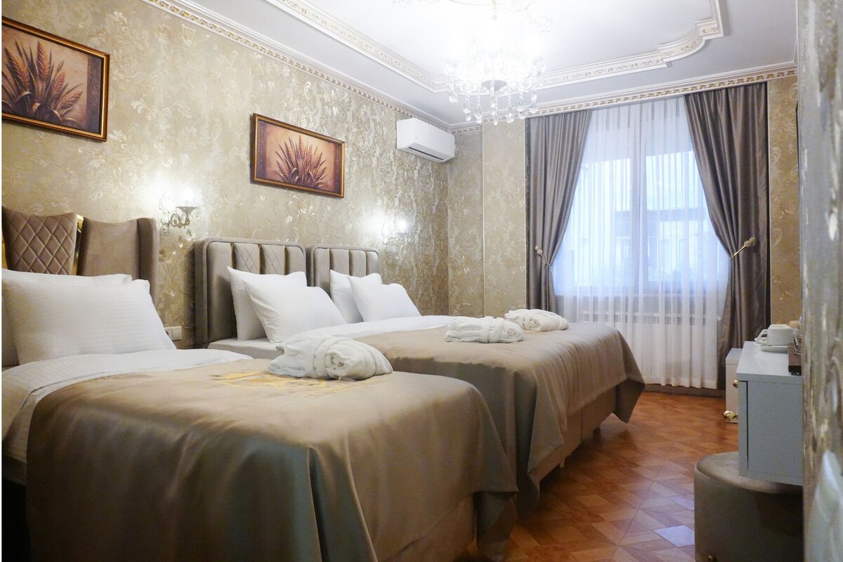Standard Triple Room, Garden View | In-room safe, soundproofing, free WiFi