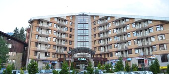 Persey Flora Apartments