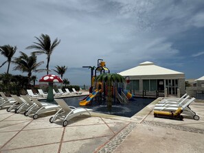 Outdoor pool, a heated pool - Three Bedroom Beachfront Villa - Private Heated Pool & Beach Access (Cancun)
