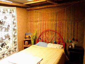 Standard Room, Garden View | In-room safe, iron/ironing board (on request), WiFi (free) - Kamanti Hostel (Pisac)