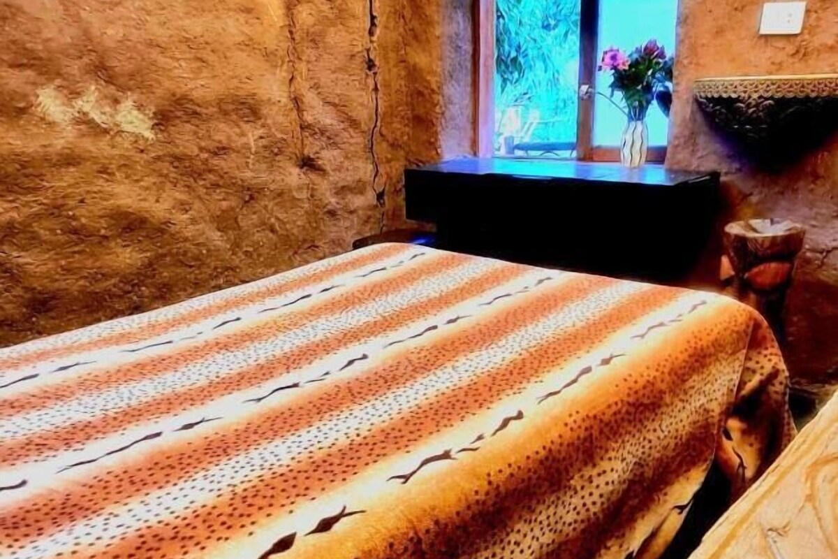 Standard Room, Patio, Garden View | In-room safe, iron/ironing board (on request), WiFi (free)
