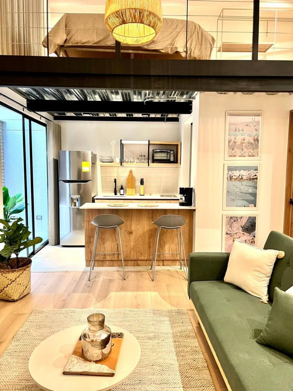 Superior Apartment | Desk, iron/ironing board, free WiFi, bed sheets