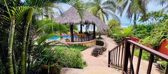 Casa Sol y Luna 
Private Beachfront Suits with Pool and Ocean View