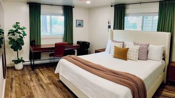 Desk, iron/ironing board, travel cot, free WiFi