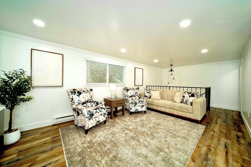 Elegant Downtown Condo
