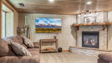 TV, fireplace, table football, video library