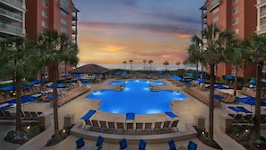 Pool - Marriott's OceanWatch Resort : 2 Bedroom, 7 nights, Ocean Side. (Myrtle Beach)