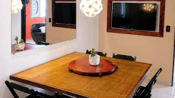 Premium House | Dining