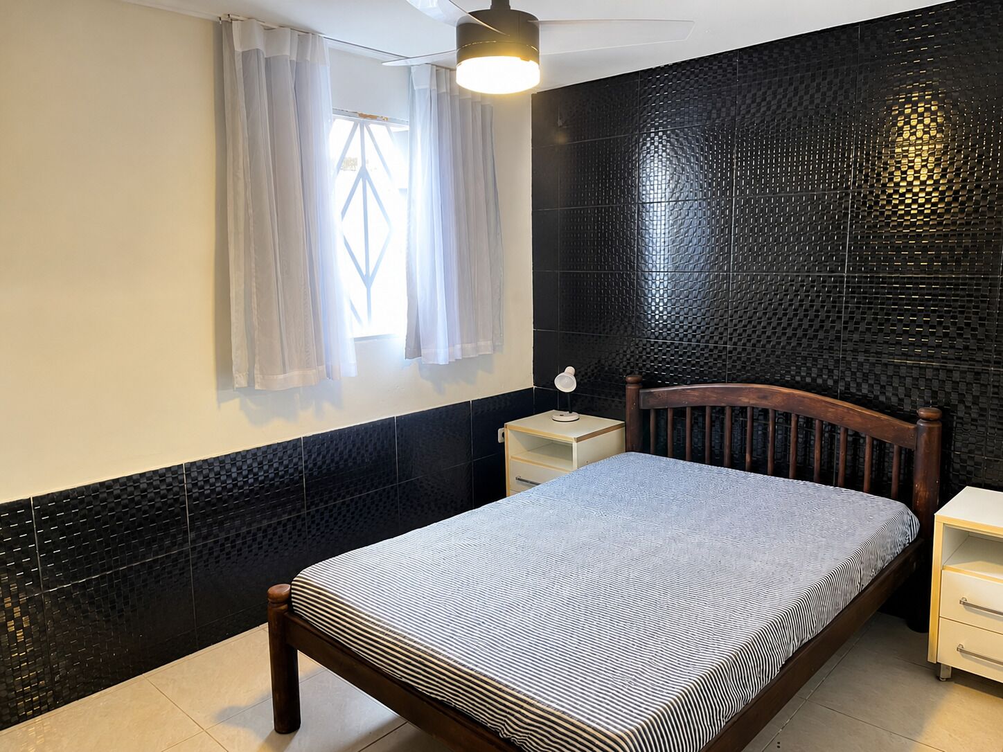 Premium House | WiFi (free), individually decorated, individually furnished