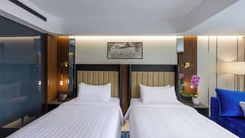 In-room safe, free WiFi, bed sheets