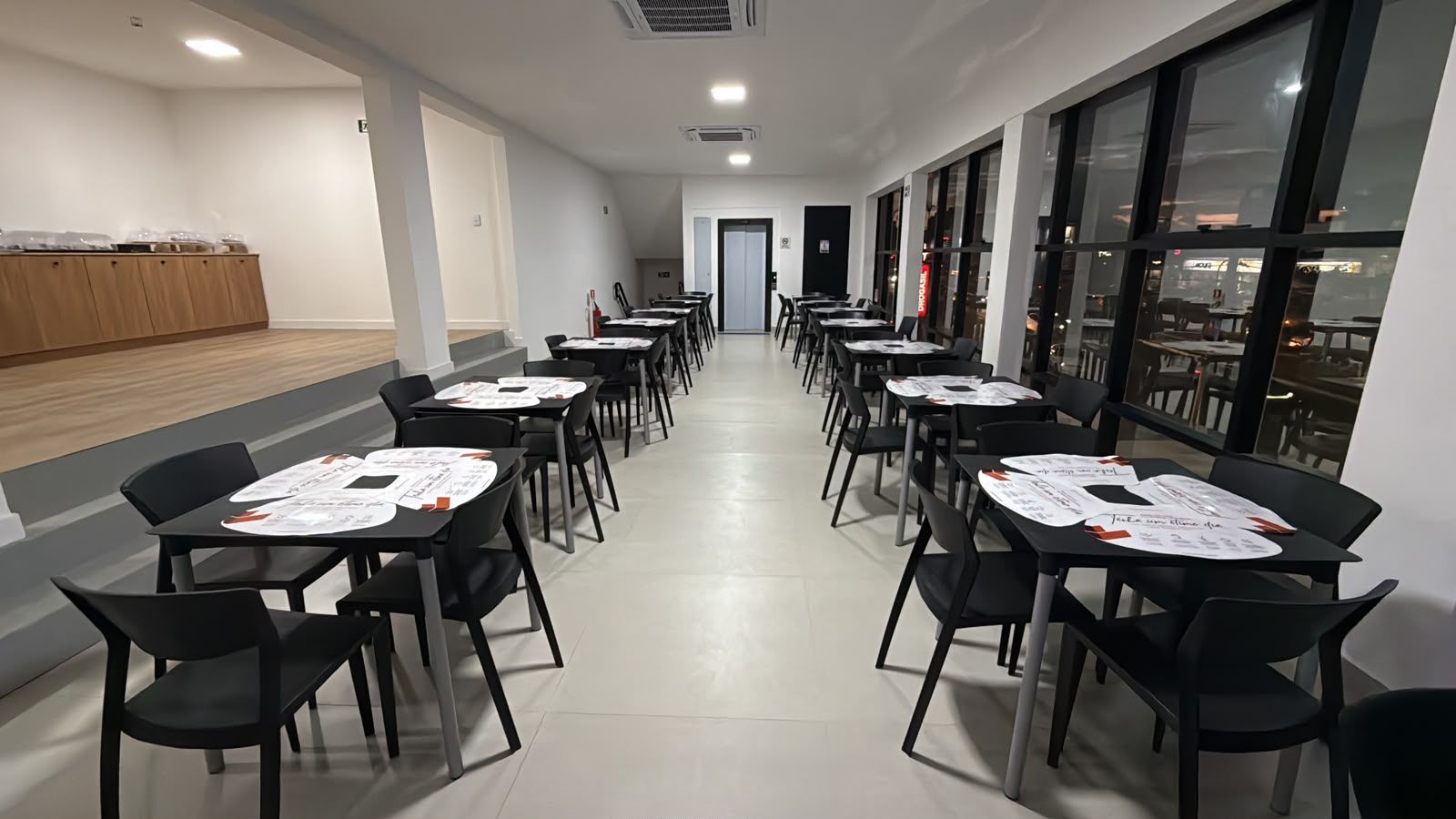 Breakfast area