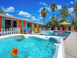 Pool - Key Lime Oasis: Pool Hot tub King Bed Arcade (Lantana)