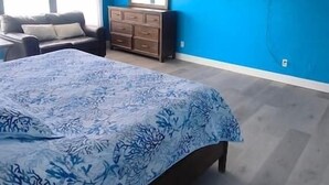 Iron/ironing board, WiFi, bed sheets - Rooftop Oceanview Condo on the Beach Sand w/ Pool! (North Redington Beach)