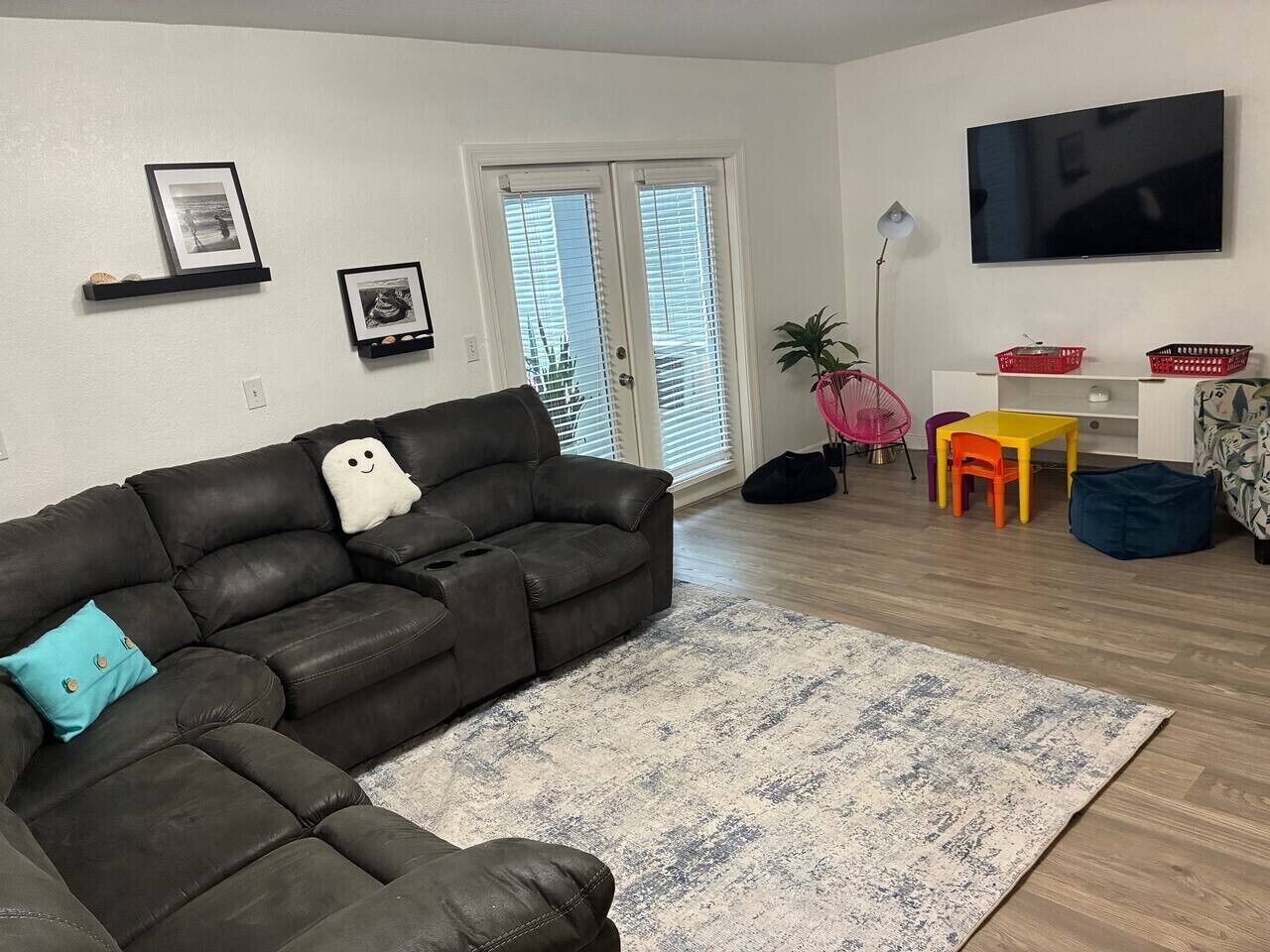 TV
