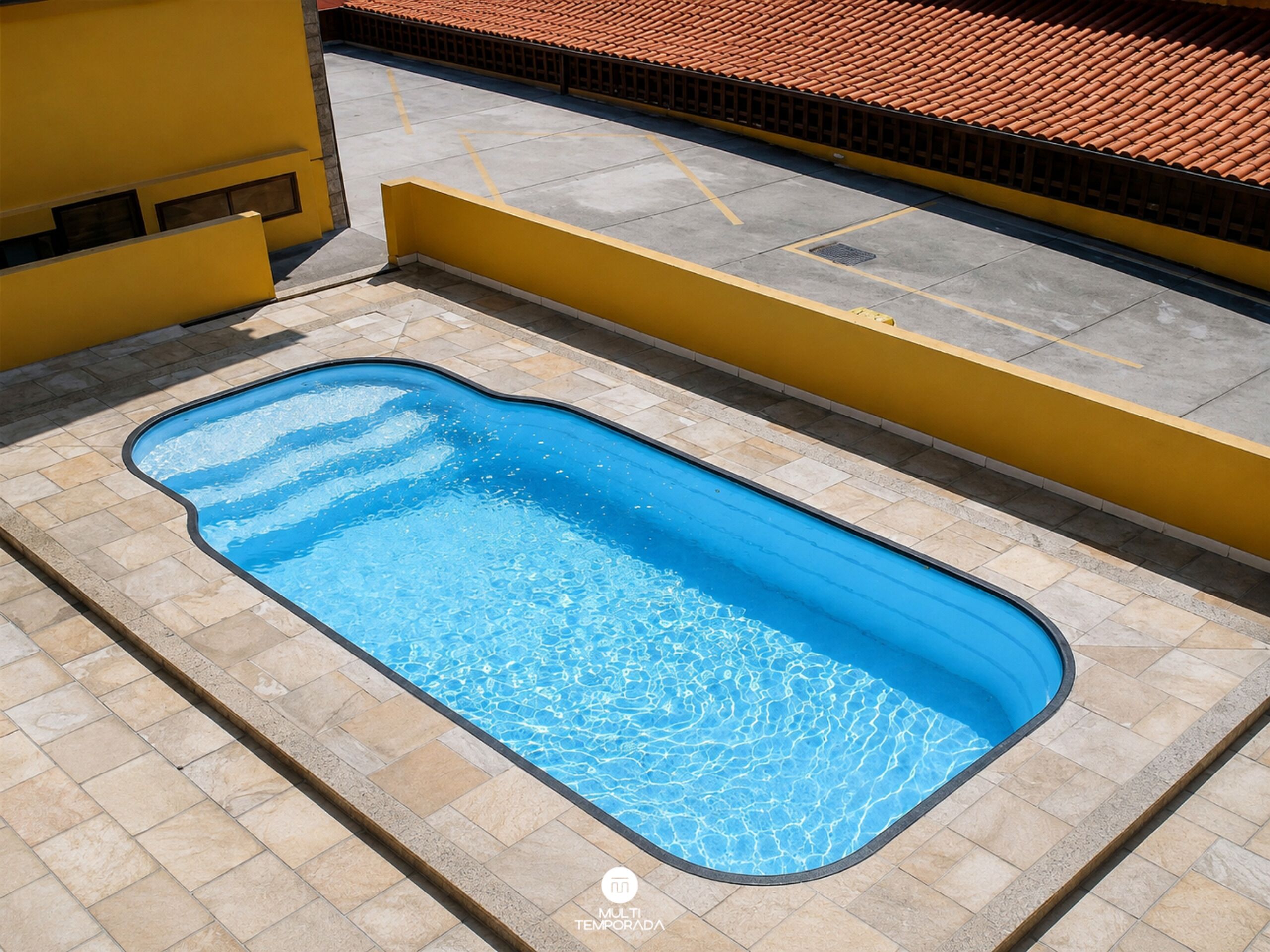 House | Pool