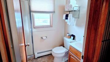 Shower, towels