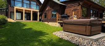 Lakefront Paradise on 31 Mile Lake With Hot Tub, Sauna & More!